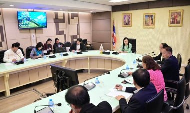 เร่งแก้ไขปัญหาหนี้สินให้เกษตรกรสมาชิกกองทุนฟื้นฟูและพัฒนาเกษตรกรลูกหนี้ธนาคาร 4 แห่ง