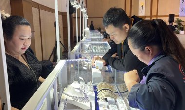 มหกรรมแสดงอัญมณีและเครื่องประดับจากฝีมือคนจันทบุรีสู่ภูมิภาค