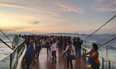 สกายวอล์คอัยเยอร์เวงเมืองเบตงคึกคักแห่เที่ยวสัมผัสทะเลหมอก