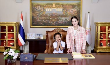 นายกฯชื่นชมเด็กเก่งด้อยโอกาสให้กำลังใจอย่าท้อแท้ในการดำรงชีวิต