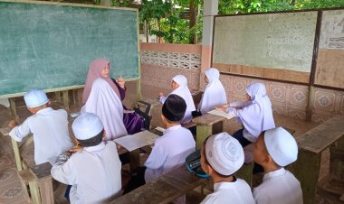 รร.เอกชนคุรุสัมพันธ์ อบรมสอนจริยธรรม จัดงาน “เลี้ยงน้ำชา”ทำบุญการกุศล สนับสนุนเยาวชนทำความดี