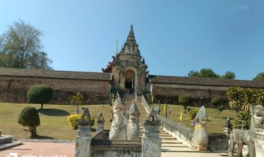 เสริมสิริมงคลคนปีเกิดฉลูไหว้ “พระธาตุลำปางหลวง”สัมผัสมนต์เสน่ห์ศิลปะล้านนา