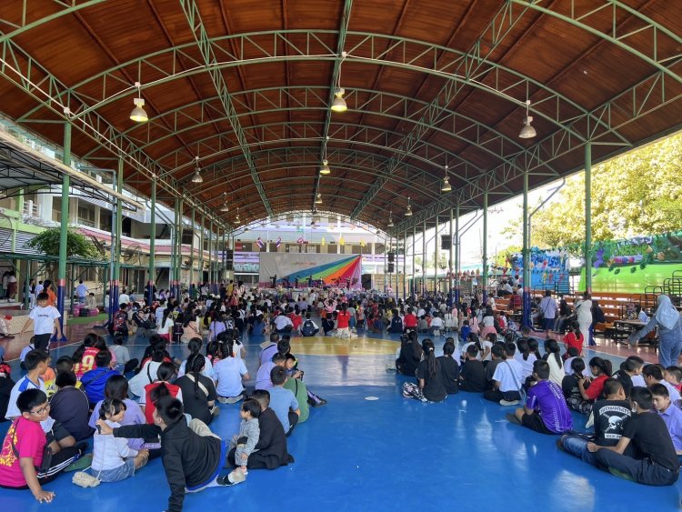นิคมฯบางชันจับมือผู้ประกอบการในนิคมฯ ร่วมมอบของขวัญ-มอบทุนวันเด็กให้ชุมชนรอบนิคมฯ