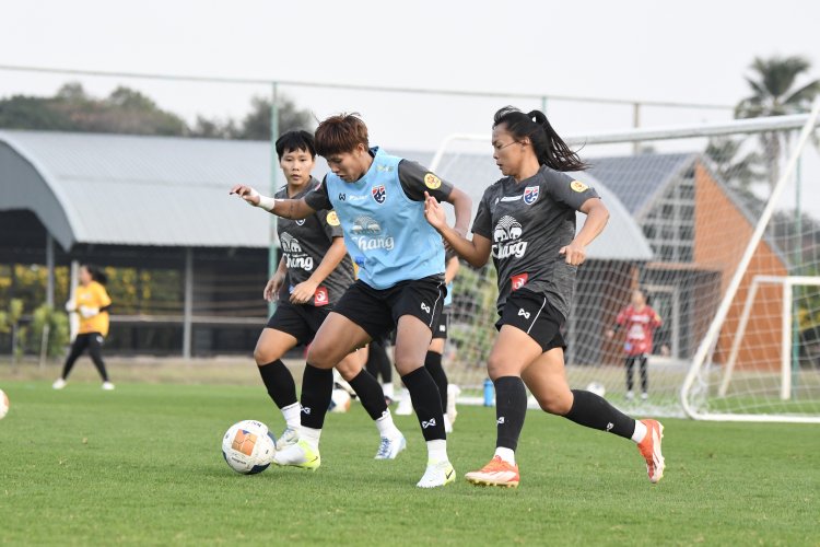 "บอลหญิงไทย" ลงสนามซ้อม เร่งปรับตัว "ฝึกแทกติก"โค้ชใหม่