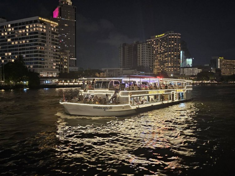 ล่องเรือดินเนอร์ชมวิวพระอาทิตย์ตกดินสองฝั่งแม่น้ำเจ้าพระยาที่เมอริเดียน ครูซ 2