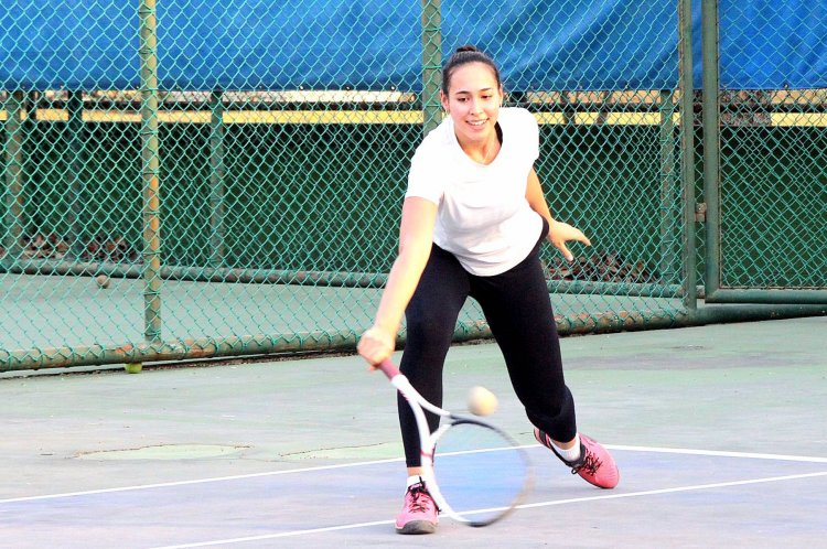 "3 นักกีฬา"ซอฟท์เทนนิสทีมชาติ ซ้อมหนัก หวังแชมป์ปทุมธานี