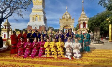 ประชาชนนครพนมร่วมใจซ้อมฟ้อน ชุดศรีสัตตนานาคราชพระธาตุพนม