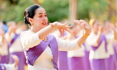 อลังการยิ่งใหญ่ด้วยแรงศรัทธา" สส.สุขสมรวย"นำนางรำกว่าพันชีวิตรำบวงสรวงบูชาพระมงคลมิ่งเมืองอำนาจเจริญ