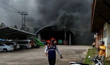 เดือด!คาร์บอมบ์สนั่น เทศบาลตำบลรือเสาะ หลังจัดพิธีต้อนรับตำแหน่ง นายกฯ คนใหม่