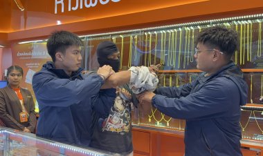 ปทุมธานีผู้ช่วยผบ.ตร.รุดสอบปากเบลมือวิ่งราวทองคาในห้างดังกว่า5ล้านบาท