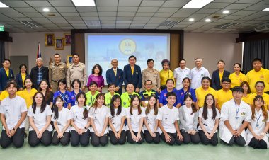 ผู้ว่าฯชลบุรีเปิด โครงการ "เด็กไทย ใฝ่ดี" สร้างจริยธรรมให้เยาวชน