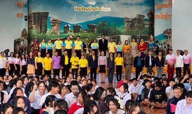 จิตอาสาชัยภูมินำเยาวชนร่วมแต่งตัวแสดงวีรกรรมประวัติศาสตร์ สร้างความรักชาติ