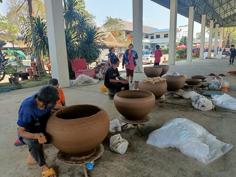 โคราชปลุกตำนานดินเผาด่านเกวียน“วิถีชาวดิน ถิ่นงานปั้น”กระตุ้นเศรษฐกิจท้องถิ่น
