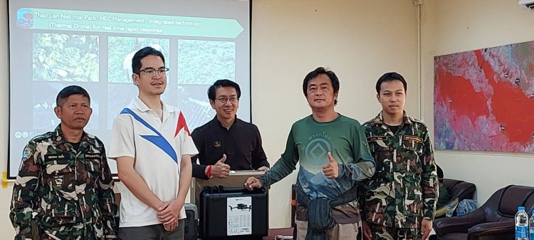 ทับลานตั้งฝูงบินโดรนเสริมเขี้ยวเล็บเครือข่ายอาสาสมัครผลักดันช้างป่าคืนถิ่น