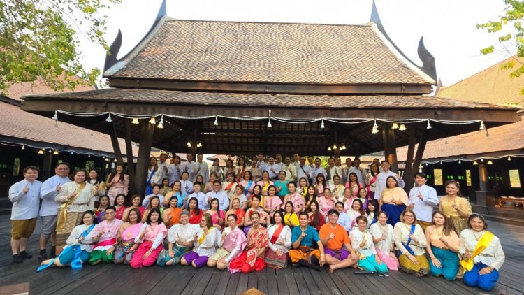 “ไอยราพาเที่ยว”ทริปสัมมนาท่องเที่ยว VVIP จ.กาญจนบุรี กว่า 100 ชีวิต!!
