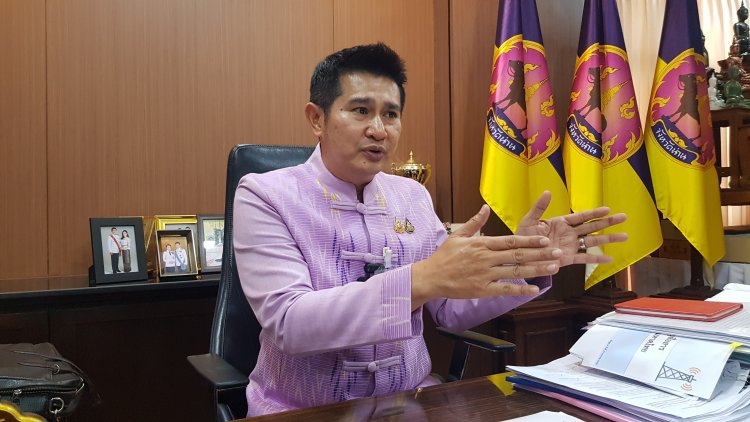 ผู้ว่าฯน่าน เร่งสร้างความเข้าใจ “ขุดลอกต่างตอบแทน” ป้องกันน้ำท่วมก่อนเข้าฤดูฝน ชี้เป็นไปตามระเบียบ ไม่เอื้อเอกชน