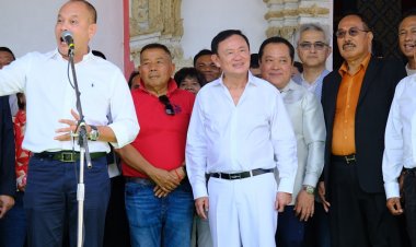 “ทักษิณ”หยอดคำหวานคนเมืองคอนขอให้อดทนอีกนิด