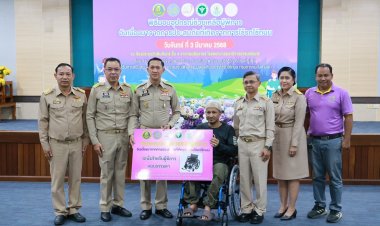 ผู้ว่าฯ นราธิวาส มอบอุปกรณ์ช่วยเหลือผู้พิการที่ประสบภัยจากการใช้รถใช้ถนน ประจำปี 2568