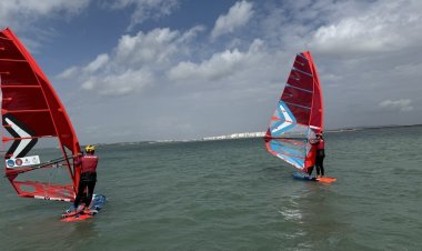 ทัพวินด์เซิร์ฟ พร้อมบู๊ ศึก”กาดิซ ไอคิวฟอยล์ เกมส์” ที่สเปน