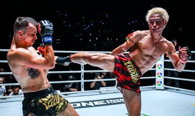 เข้มข้นถึงใจ! “ยอดไอคิว” สับเละชนะ “เปตรู”, “วรพล” ถอนแค้นสวย “โซเนอร์” ศึก ONE ลุมพินี 99