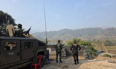 ทหารราชมนู  - ตชด.ตรึงชายแดน  อ.ท่าสองยาง ป้องกันการรุกล้ำอธิปไตย