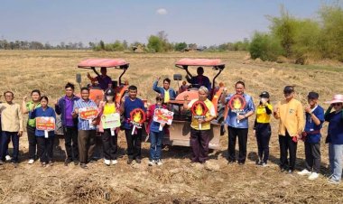 อำเภอศิลาลาด เปิดโครงการรณรงค์ไถกลบตอซังในนาข้าวแทนการเผาทิ้ง