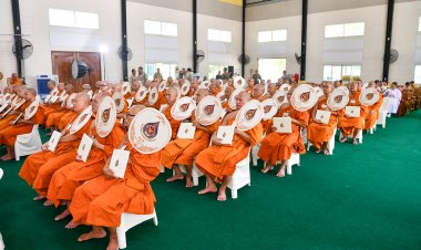 พ่อเมืองชลบุรีร่วมพิธีปิดโครงการฝึกอบรมพระวิปัสสนาจารย์ทุนเล่าเรียนหลวง รุ่นที่ 5