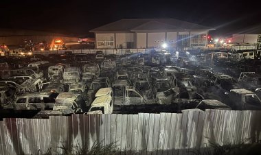 ระทึก!ไฟปริศนาไหม้รถรอประมูลศุลกากรแม่สอด วอดไม่ต่ำกว่า 200 คัน