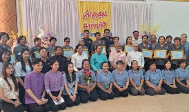 "นายกเสริฐ" เปิดงานวัน อสม. แห่งชาติ ประจำปี 2568 "รองเบิ้ม-ประธานรุ่ง"ร่วม เชิดชูเกียรติ อสม. 30 ปี  ทน.นครแม่สอด