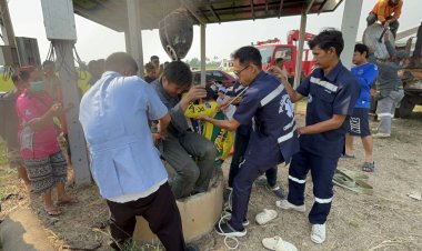 กู้ภัยชาละวันช่วยชีวิตหนุ่มจดมิเตอร์ค่าไฟฟ้าตกบ่อน้ำบาดาลเจองูเห่าที่ก้นบ่อรอดชีวิตหวุดหวิด