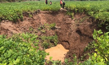 เฝ้าระวังใกล้ชิด!แม่ฮ่องสอนเกิด'หลุมยุบ'บ้านแม่สุริน คาดผลจากแผ่นดินไหว