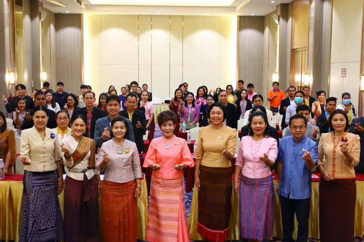 ศรีสะเกษเติมเต็มโรงเรียนครอบครัวสร้างพื้นที่สร้างสรรค์เกิดความเข้มแข็ง