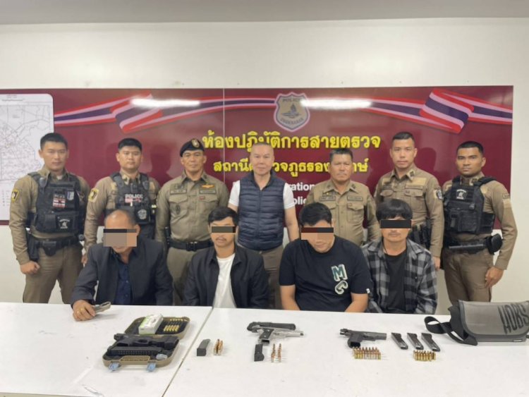 ตำรวจปราจีนบุรีบุกจับอาวุธปืน 3 กระบอกยึดเครื่องกระสุนนับ100จากกลุ่มนักการเมืองท้องถิ่น