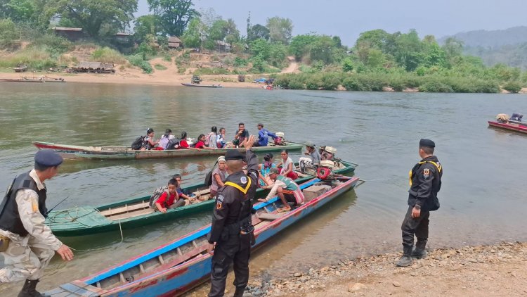 สู้รบเดือด!กะเหรี่ยงบุกโจมตีฐานทัพทหารเมียนมา ผู้อพยพหนีตายทะลักชายแดน