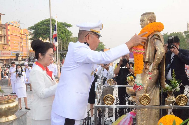 โคราชจัดยิ่งใหญ่พิธีบวงสรวงดวงทิพย์-เปลี่ยนผ้าสไบ 'คุณย่าโม'