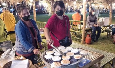 ข้าวปุ้นจี่ ขนมโบราณ อุดรธานี แปลกใหม่ รสชาติอร่อยมาก กินคู่แจ่วบองสุดแซบ