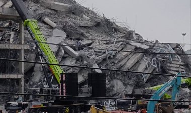 ทีมค้นหาตึกสตง.ถล่ม สู้สุดใจช่วยชีวิต เปิดภาพเครื่องมือทีมสหรัฐพบติดในซากตึก