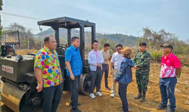 ผู้ว่าฯชลบุรีเยี่ยมพร้อมมอบสิ่งของทหารที่ก่อสร้าง ลานจอดฮ.บนเกาะสีชัง