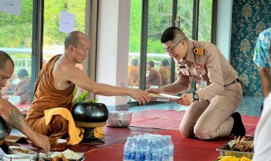 รพ.สมเด็จพระนางเจ้าสิริกิติ์ฯ ร่วมทำบุญใส่บาตร สามเณรหน่อแก้ว 93 รูป