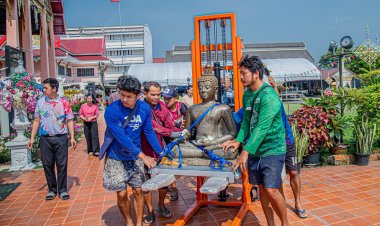 น่าน -ประเพณีมหาสงกรานต์ยิ่งใหญ่ พระสงฆ์-ประชาชนร่วมใจฟื้นประเพณีโบราณ แห่พระพุทธรูปสำคัญ เสริมสิริมงคล  ปีนี้ อัญเชิญพระเจ้าแวดเวียง 30 วัดขบวนแห่