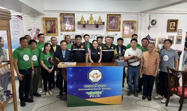 “ธรรมนัส–อ.แหม่ม” ร่วมเปิดสำนักงานพรรคกล้าธรรม ชัยภูมิ ประกาศปักธงการเมืองอีสาน