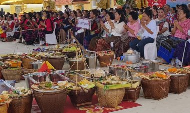 จัดยิ่งใหญ่ มหกรรหาบพาสูด สูดเสื้อสูดผ้า ชาวไทยพวน  แห่งเดียวในประเทศไทย