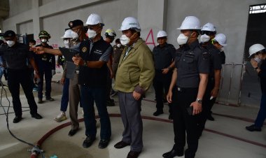 รมว.ยุติธรรม - อธิบดีดีเอสไอ ลงพื้นที่อาคาร สตง. เก็บหลักฐานเพิ่มเติมสืบสวนคดีนอมินีและฮั้วประมูล