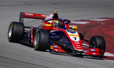 "เจม นันทวุฒิ" ขึ้นจ่าฝูงทดสอบรถ "ฟอร์มูล่า ยูโรเปี้ยน“ ที่อิตาลี