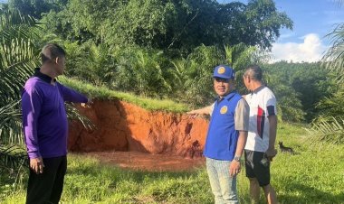 ชาวเขาพนมผวา! 'ดินยุบตัวขนาดใหญ่' กินเนื้อที่เกือบไร่-แยกเป็นบริเวณกว้าง 4 ไร่