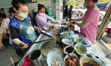 ‘ก๋ำเช้ง’บะหมี่ไข่ทำมือ สูตรโบราณต้นตำหรับ อร่อยคู่เมืองราชบุรี