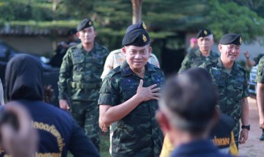 แม่ทัพภาคที่ 4 ลงพื้นที่สุคิริน กำชับจนท.ปฏิบัติหน้าที่ด้วยสติ ดูแลประชาชนทุกมิติ