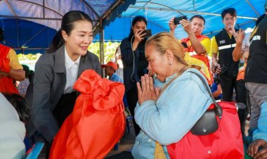 มท.4 ลงพื้นที่ตรวจราชการ-มอบสิ่งของช่วยเหลือผู้ประสบวาตภัยในพื้นที่อำเภอเมืองอำนาจเจริญ