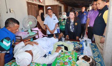 ภาครัฐผนึกกำลัง ส่งกำลังใจ-มอบเงินเยียวยา ผู้บาดเจ็บจากเหตุระเบิดโคกเคียน จ.นราธิวาส