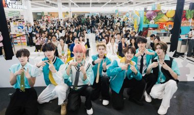 “NexT1DE"เซอร์ไพรส์ นั่งแท่น Friends of Lotus’s ชวนสัมผัสประสบการณ์ช้อปปิ้ง พร้อมมอบบัตรสิทธิพิเศษสำหรับนักท่องเที่ยว